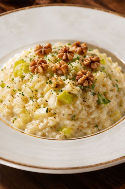 Risoto de alho poró com nozes